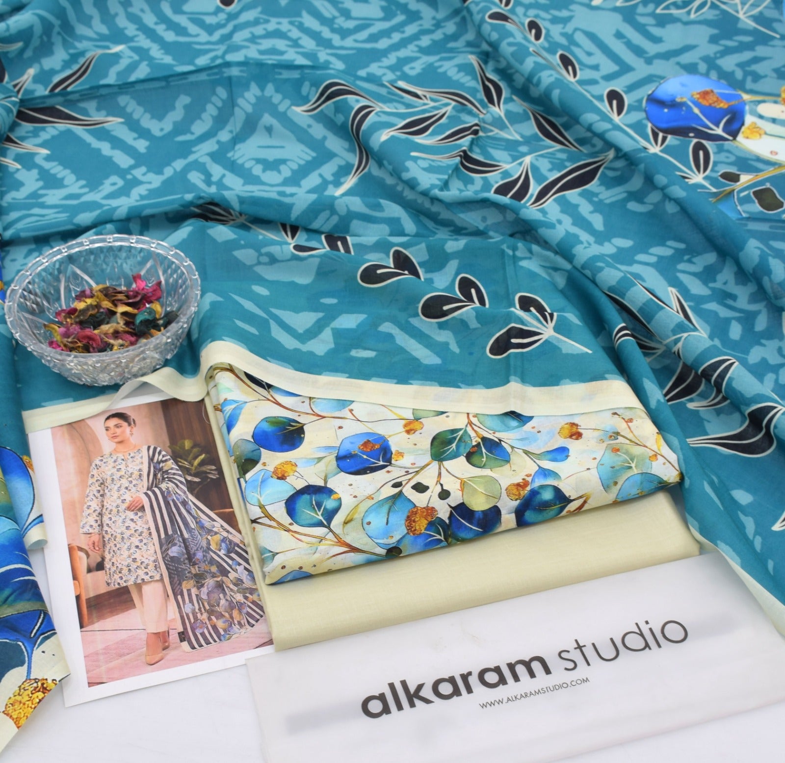 Digital Printed Lawn 3-Piece