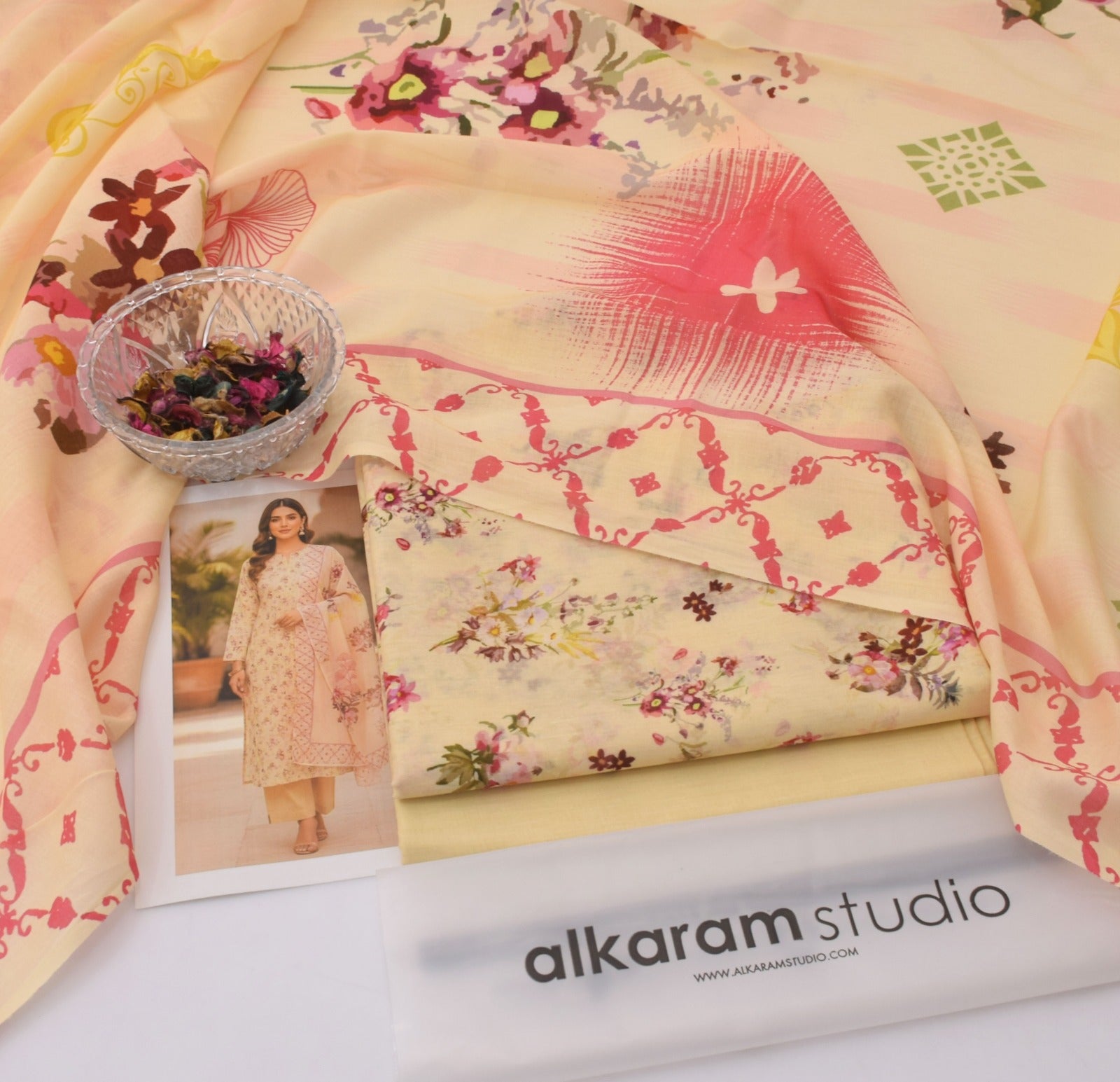 Digital Printed Lawn 3-Piece