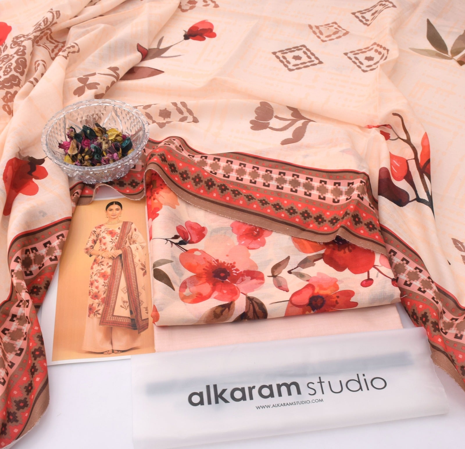 Digital Printed Lawn 3-Piece