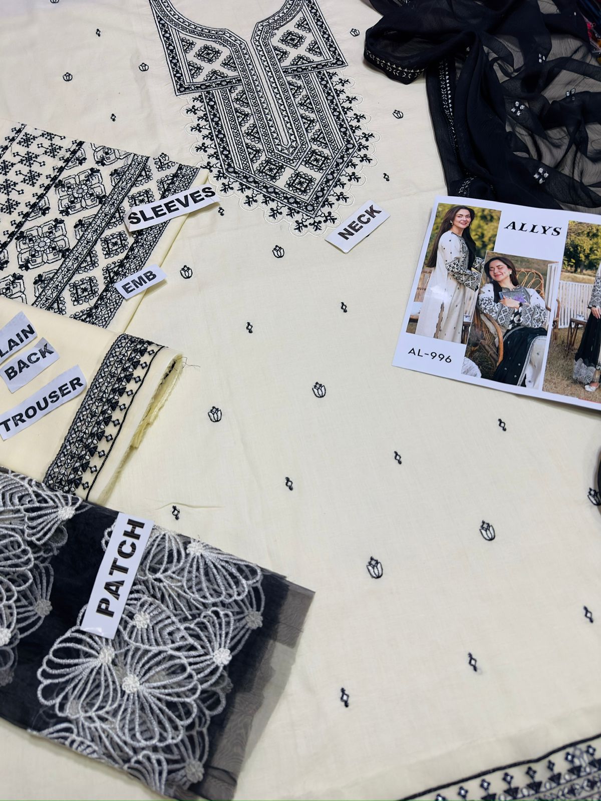 Embroidered Lawn 3-Piece