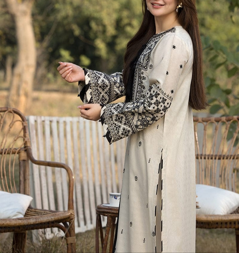 Embroidered Lawn 3-Piece