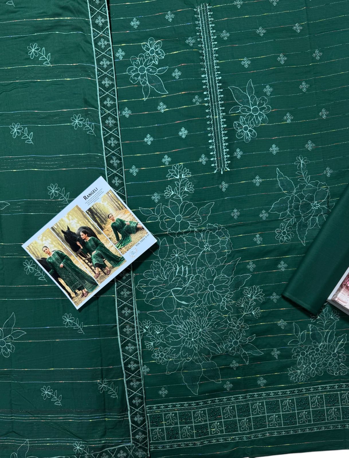 Embroidered Bana Dora Lawn 3-Piece