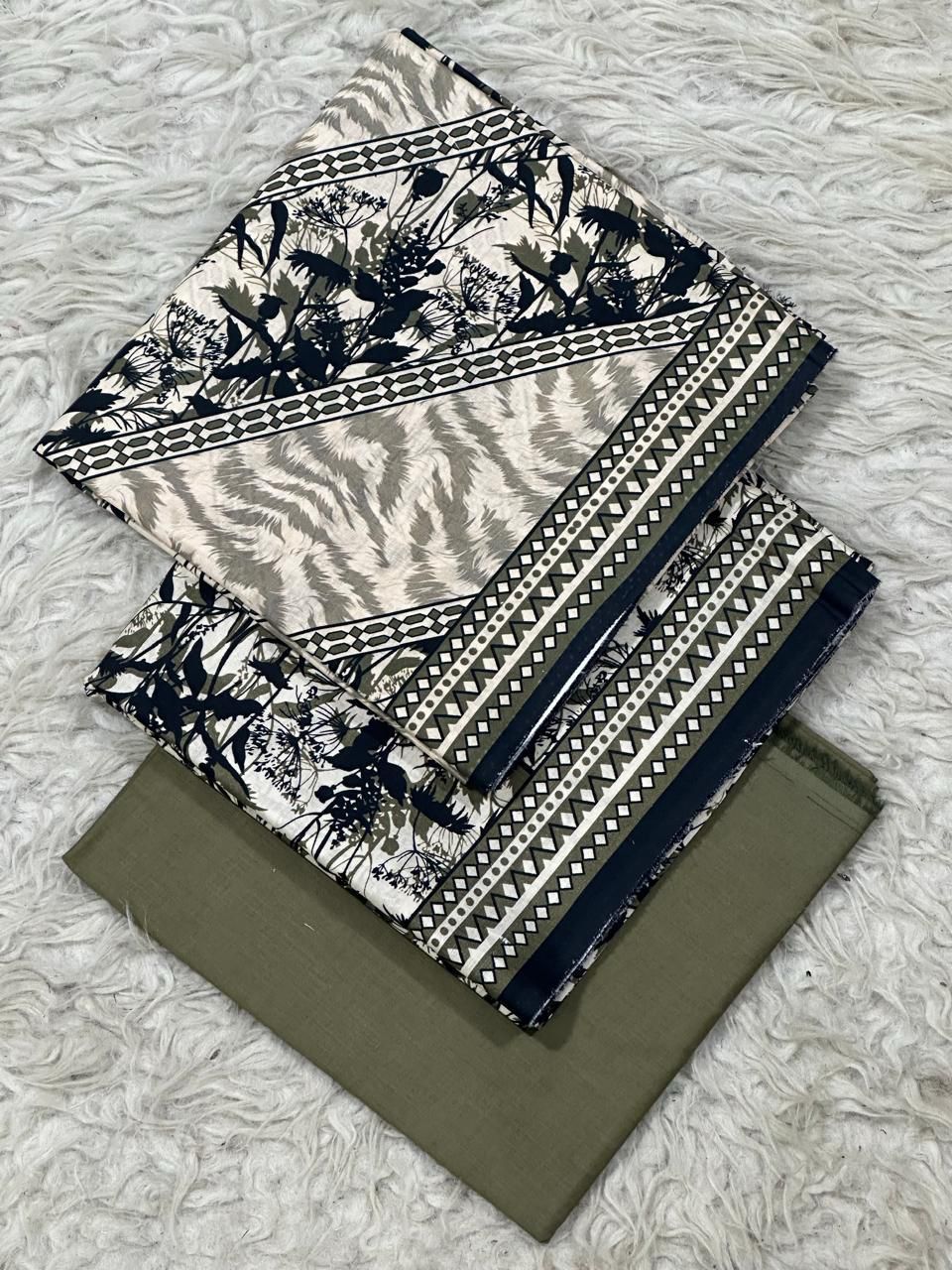 Digital Printed Lawn 3-Piece