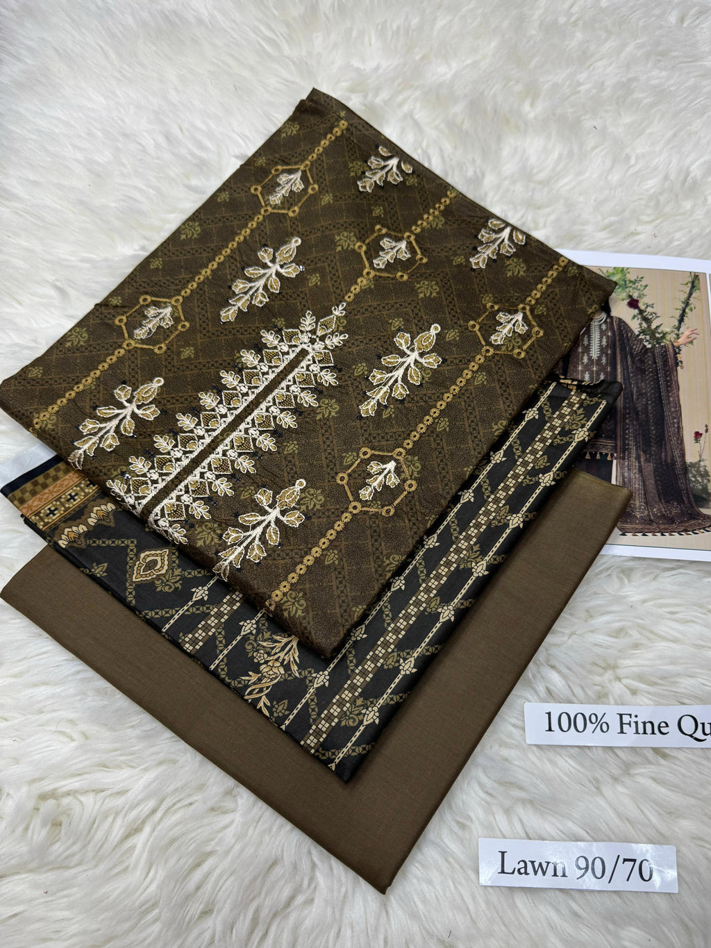 Embroidered Lawn 3-Piece